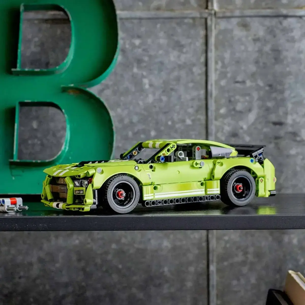 LEGO Technic Ford Mustang Shelby GT500 42138