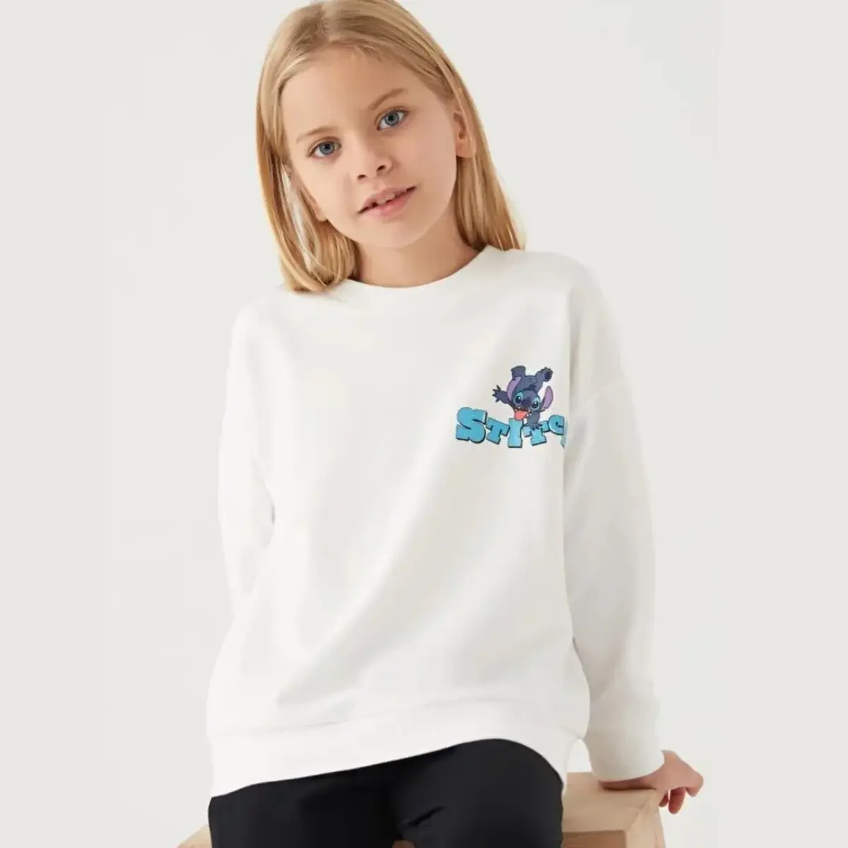 Stitch Sweatshirt Krem Stitch Sweatshirt Krem