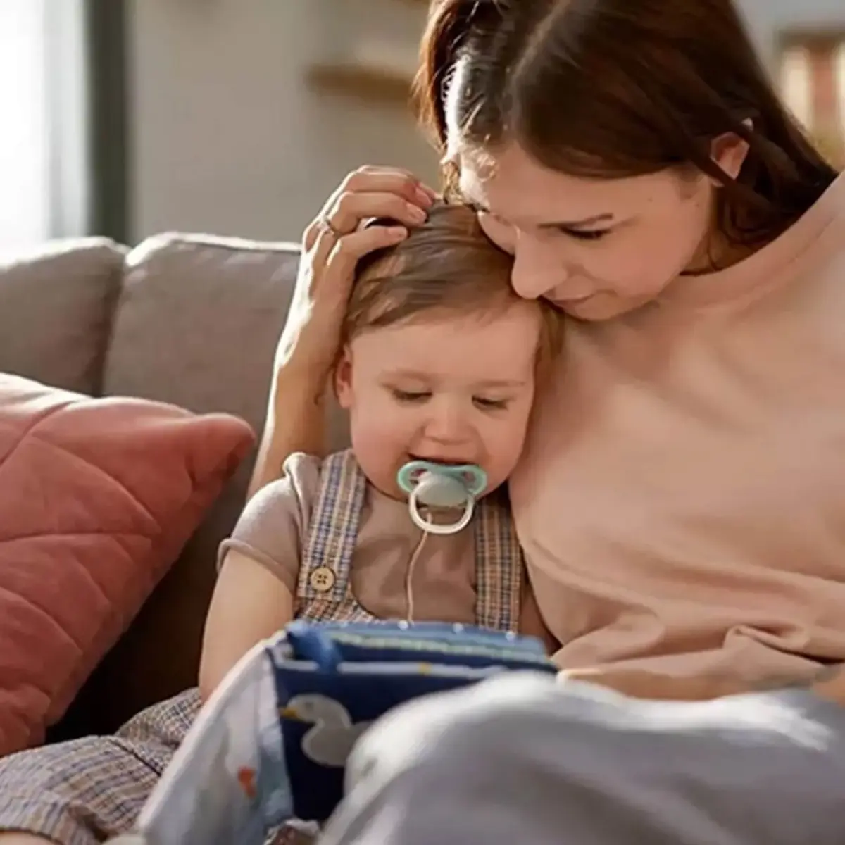 Philips Avent SCF349/01 Ultra Air Silikon Emzik 2li 18+ Ay Nighttime Renkli