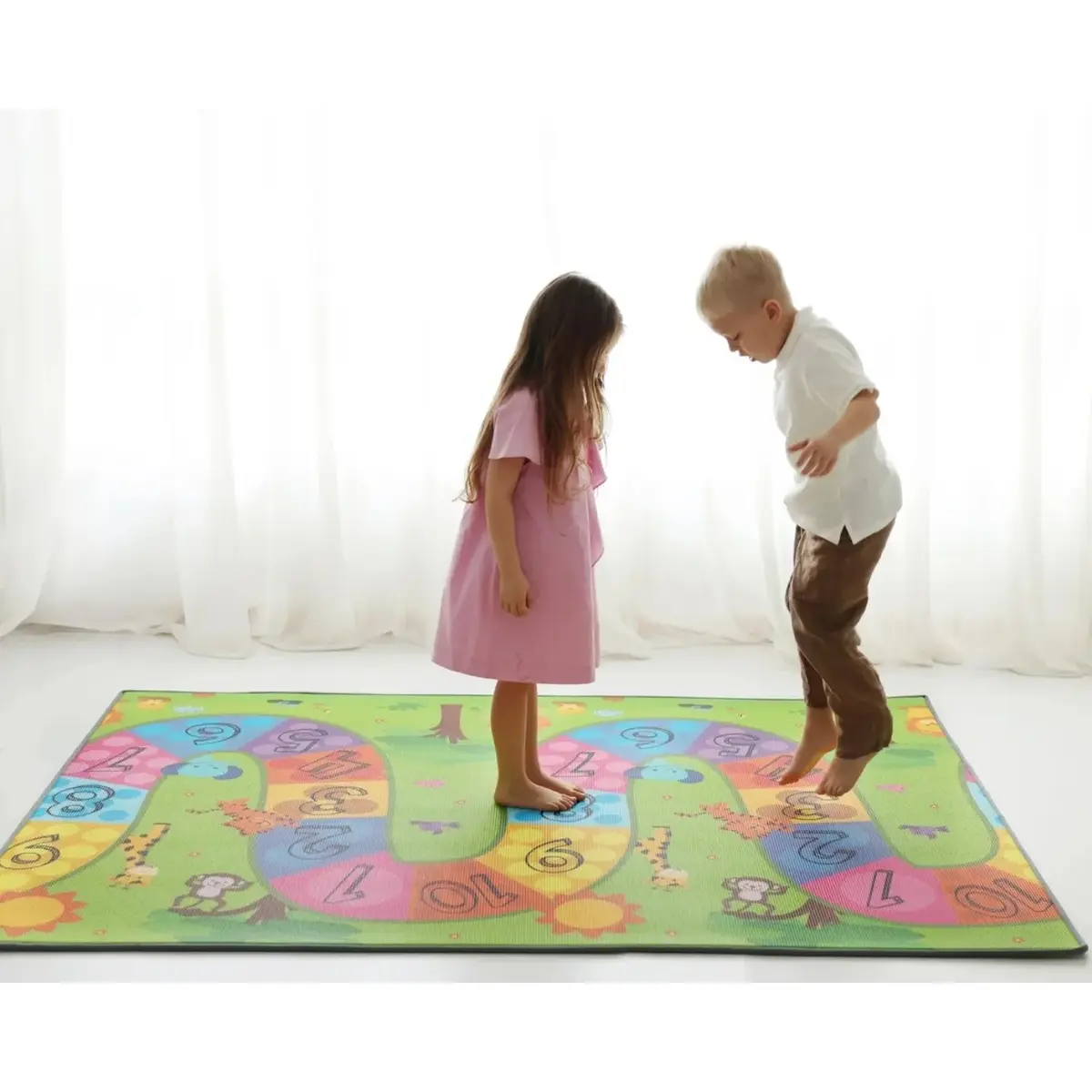 Coolmats Sevimli Kotik-Orman Yolu Oyun Halısı 140x200x1