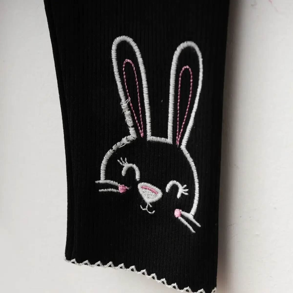 Winimo Tayt Fitilli Tavşan Nakışlı Siyah