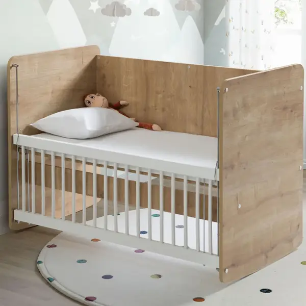 Pratik Sallanır Anne Yanı Beşik 60x120 cm Ahşap