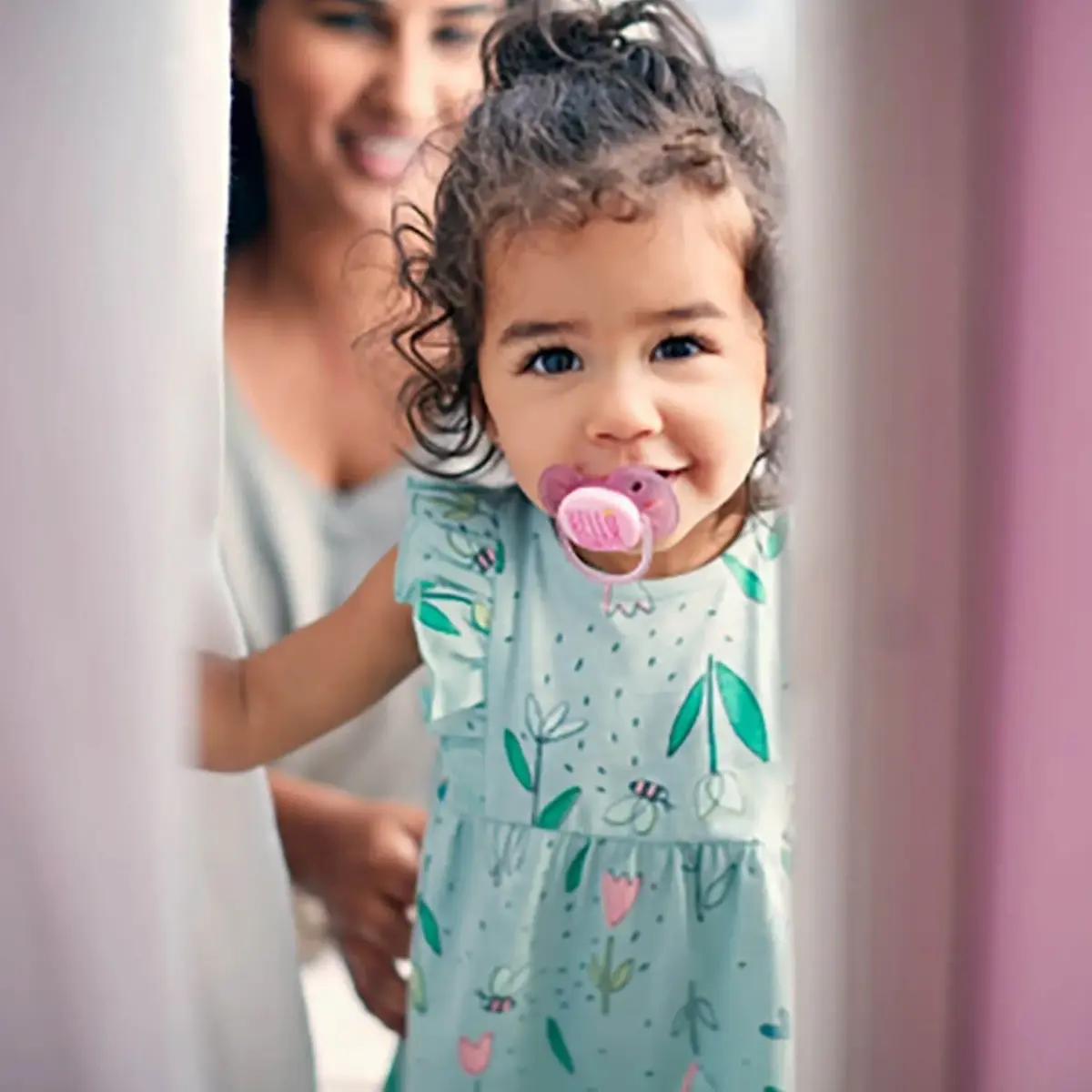 Philips Avent SCF223/02 Ultra Soft Silikon Emzik 6-18 Ay Kız