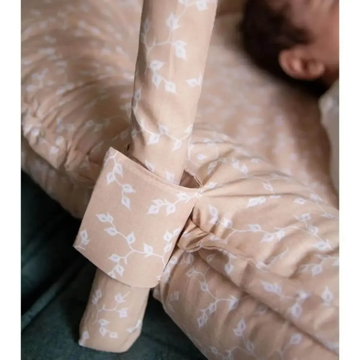Babyjem Oyuncaklı Anne Baba Yanı Yatağı Somon Çiçek