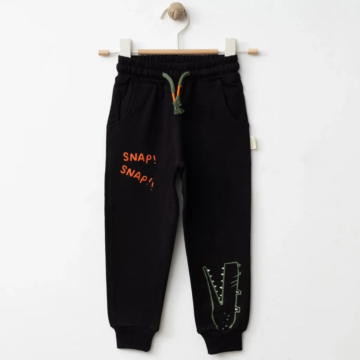 Bebolly Eşofman Altı Snap Baskılı Siyah Bebolly Eşofman Altı Snap Baskılı Siyah