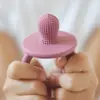 Oioi Silikon Diş Kaşıyıcı 3+ Ay Pinky Pink