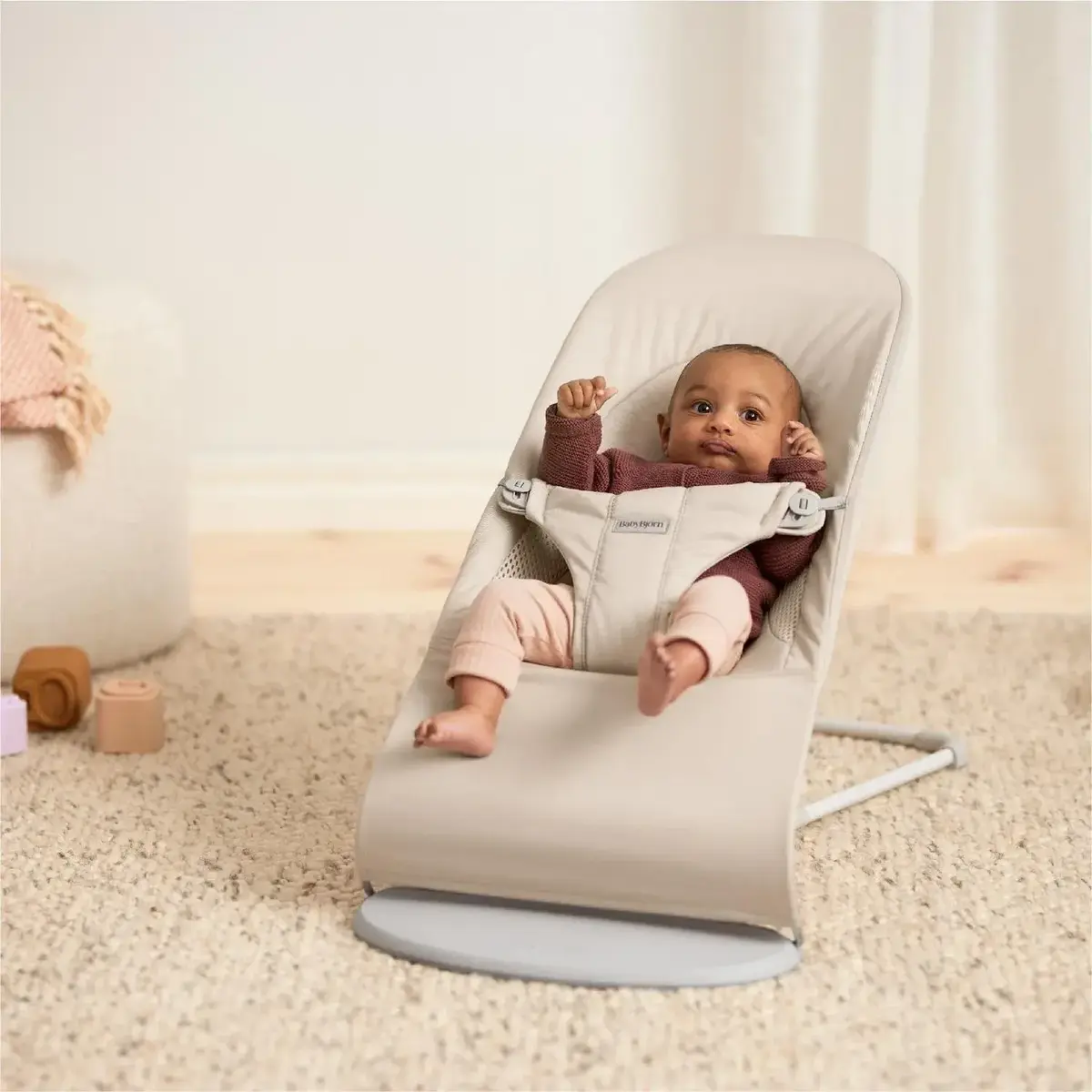 Babybjörn Balance Soft Ana Kucağı Oyuncaklı Woven Jersey Tri-Fabric Light Beige