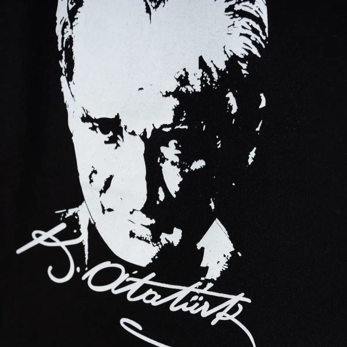 Winimo T-Shirt Atatürk Baskılı Siyah