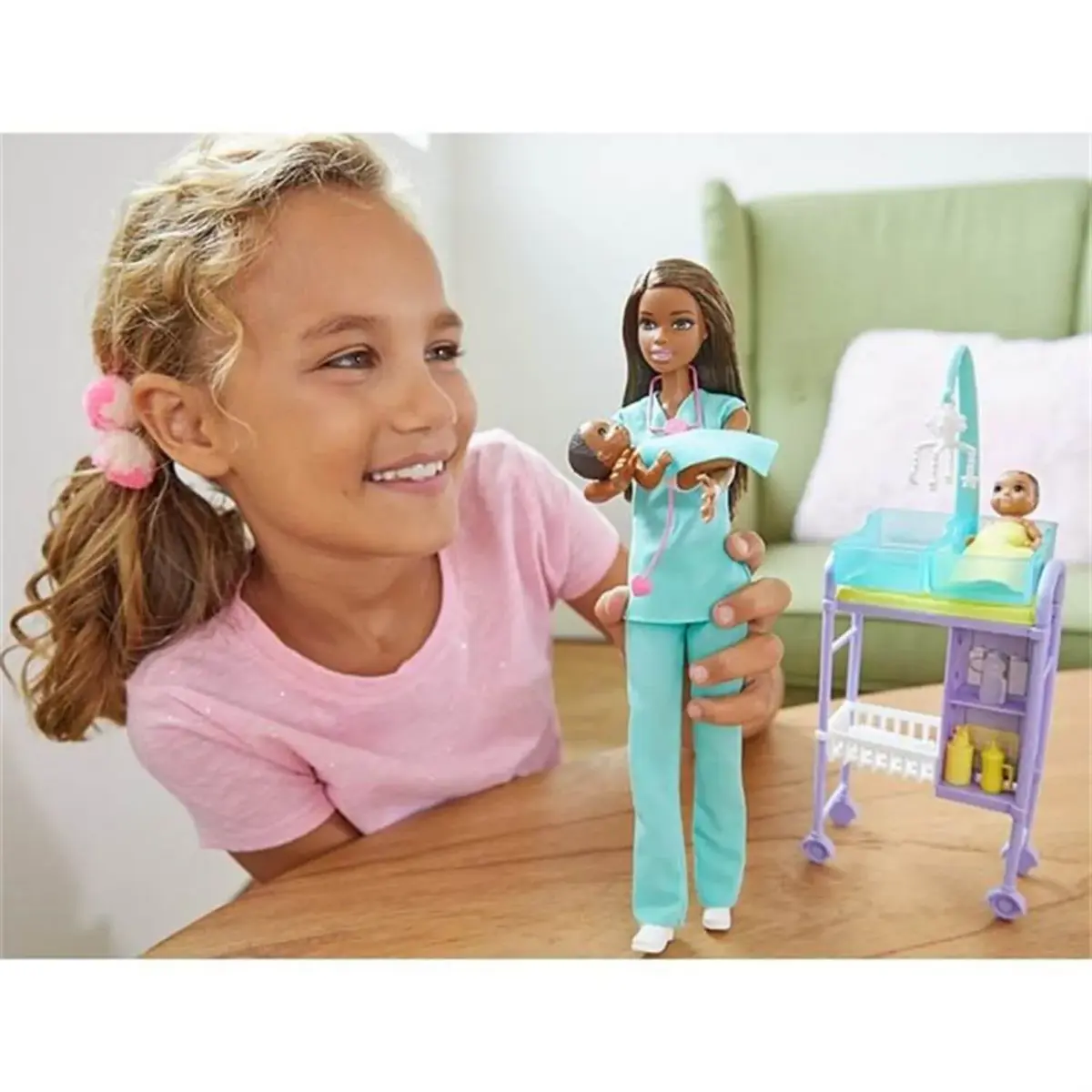 Barbie ve Meslekleri Oyun Setleri