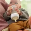 Philips Avent Doğal Tepkili Cam Biberon 240ml 1+ Ay