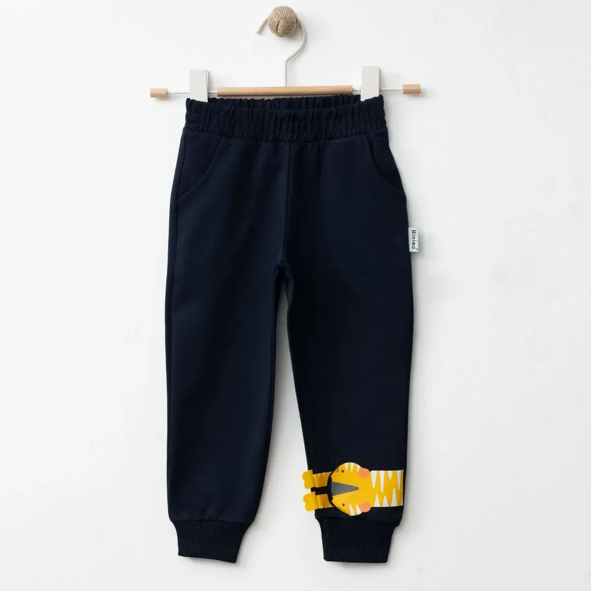 Winimo Eşofman Altı Kaplan Baskılı Siyah Winimo Eşofman Altı Kaplan Baskılı Siyah