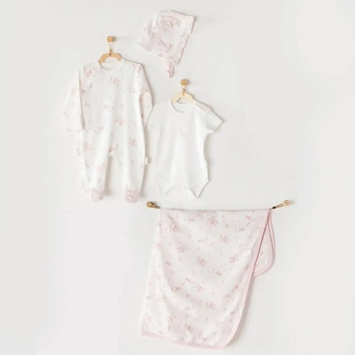 Andy Wawa Hastane Çıkışı 4lü Squirrels In The Forest Ekru