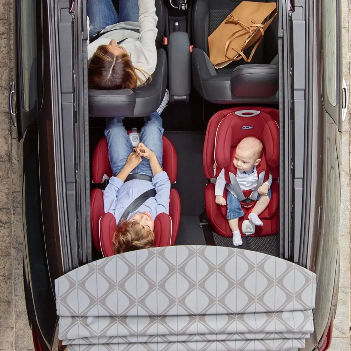 Chicco Seat Up 012 Oto Koltuğu 0-25 Kg Jet Black