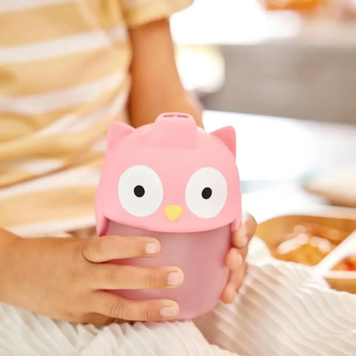 Munchkin Yumuşak  Uçlu Dökülmez Damlatma Alıştırma Bardağı 236 ml Pembe