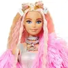 Barbie Extra Pembe Ceketli Bebek
