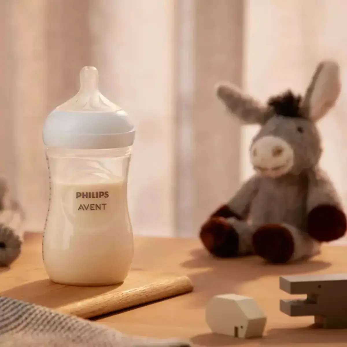 Philips Avent Doğal Tepkili Cam Biberon 120ml 0+ Ay