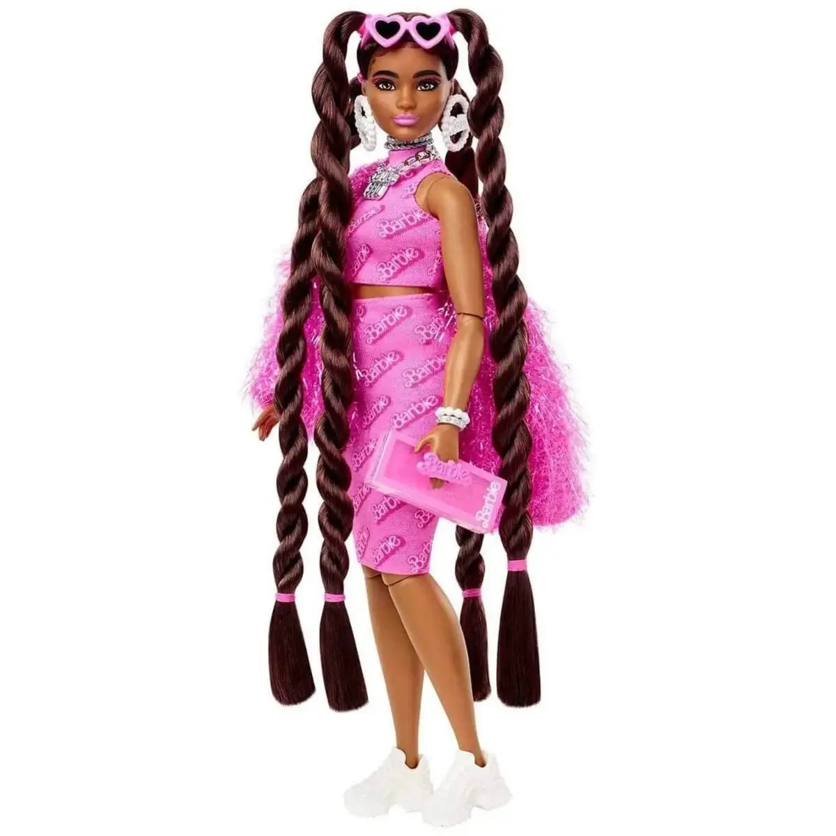 Barbie Extra Nostaljik Kıyafetli Bebek