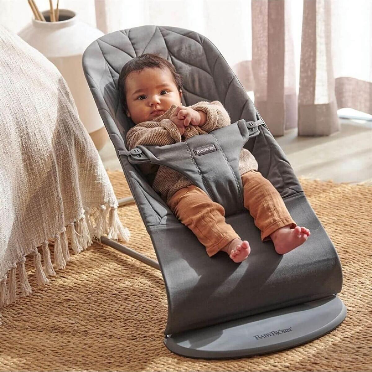Babybjörn Balance Bliss Ana Kucağı Petal Cotton Oyuncaklı Anthracite Black