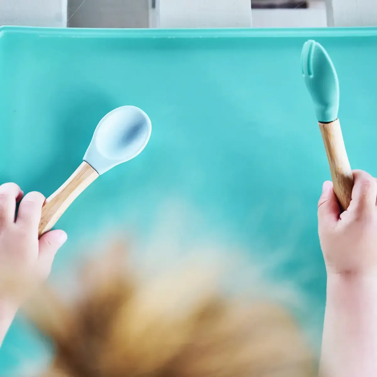 OiOi Silikon Mat Aqua Green