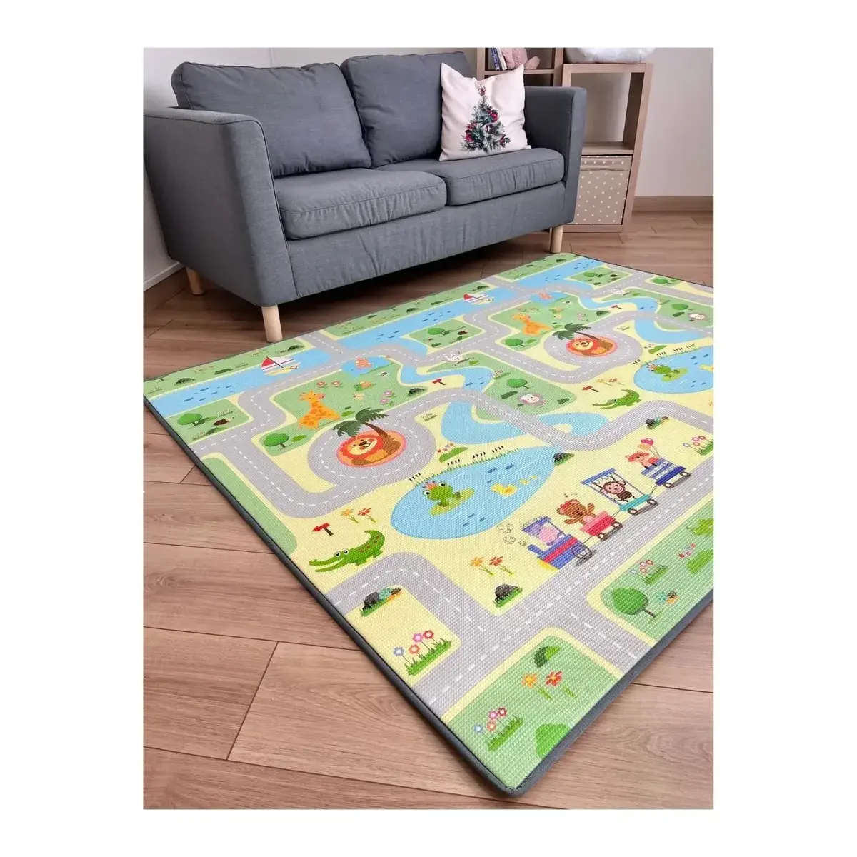 Coolmats Yeşil Parkur-Bulutlar ve Dağlar Oyun Halısı 140x100x1