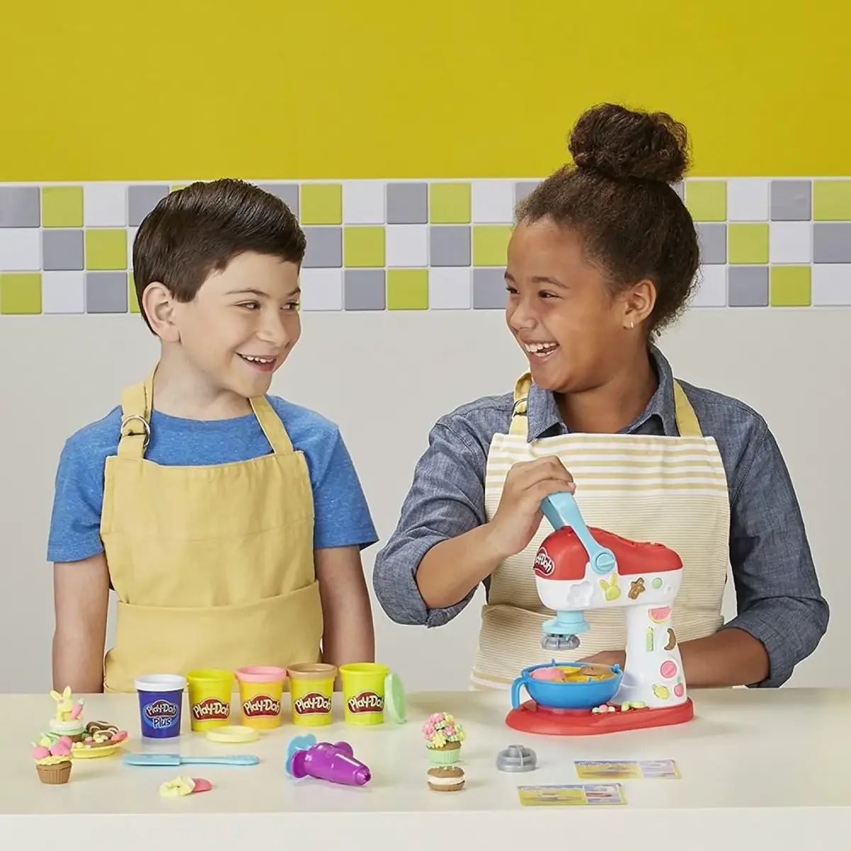 Play-Doh Yaratıcı Mutfağım Pasta Mikserim