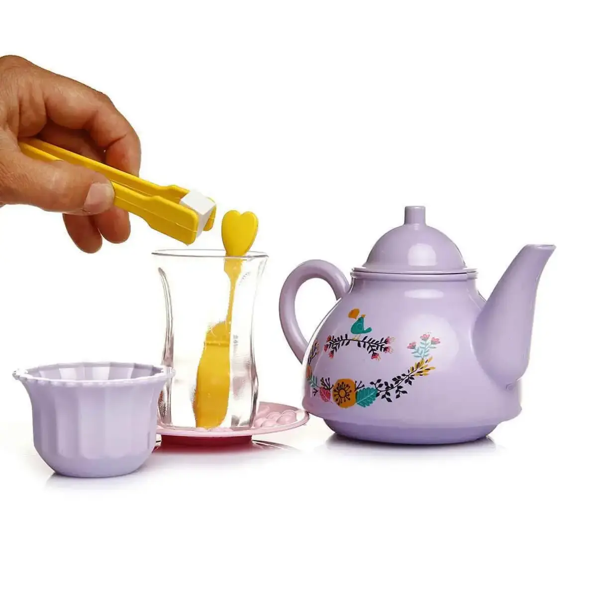 Kutulu İnce Belli Çay Vakti