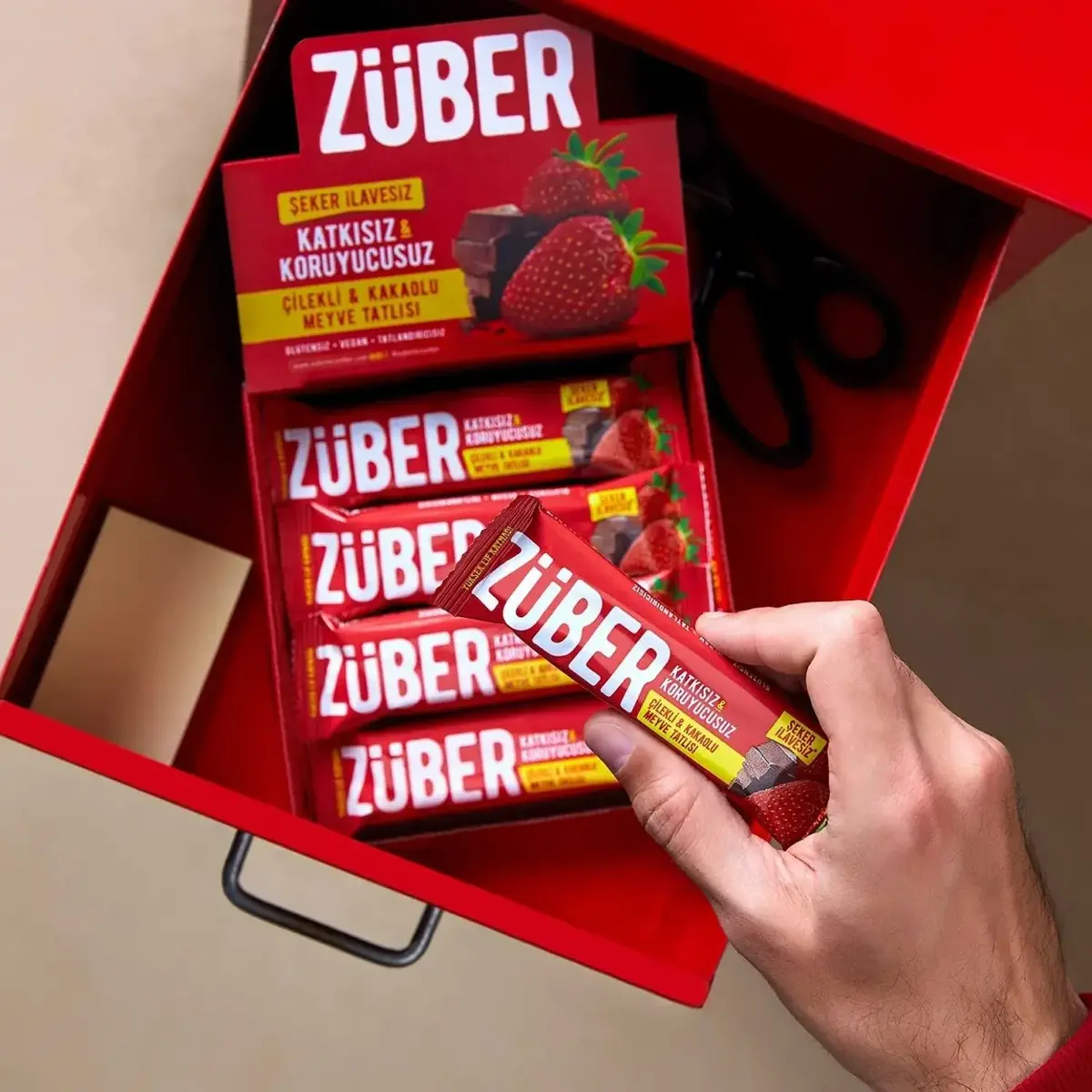 Züber Çilekli Ve Kakaolu Meyve Bar 40gr