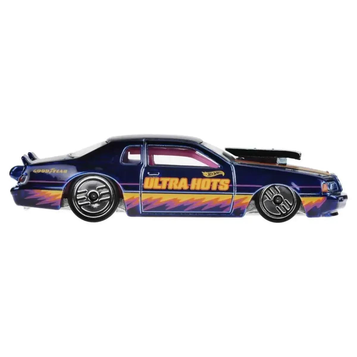 Hot Wheels® Ultra Hots Arabalar